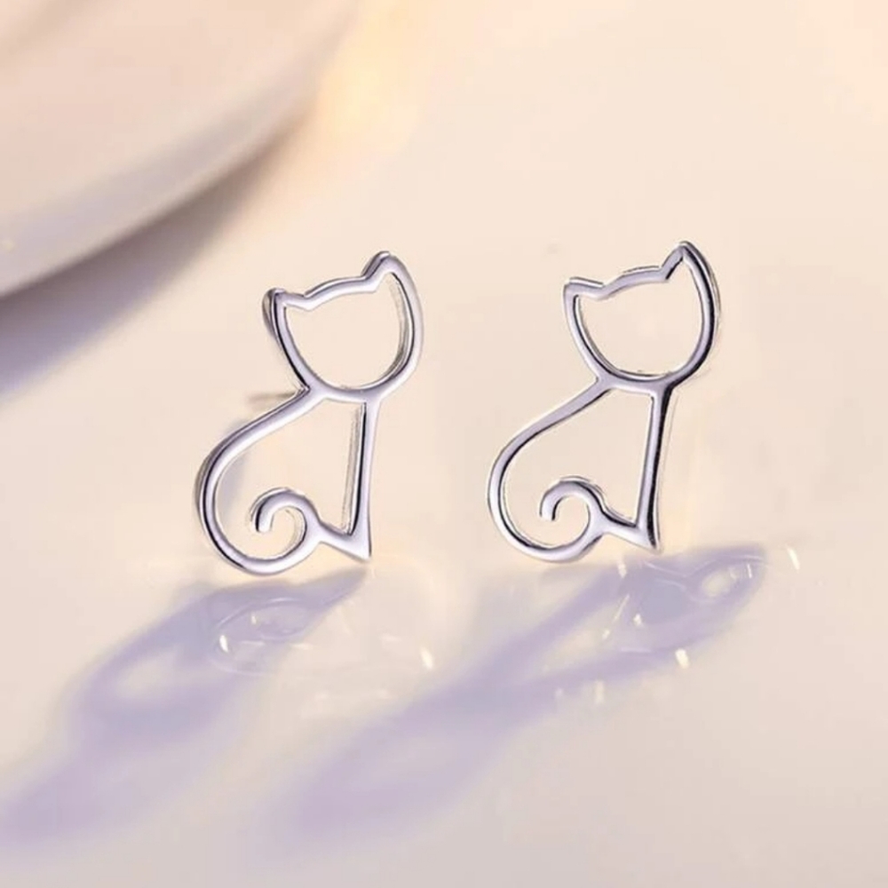 Silver cat outline studs